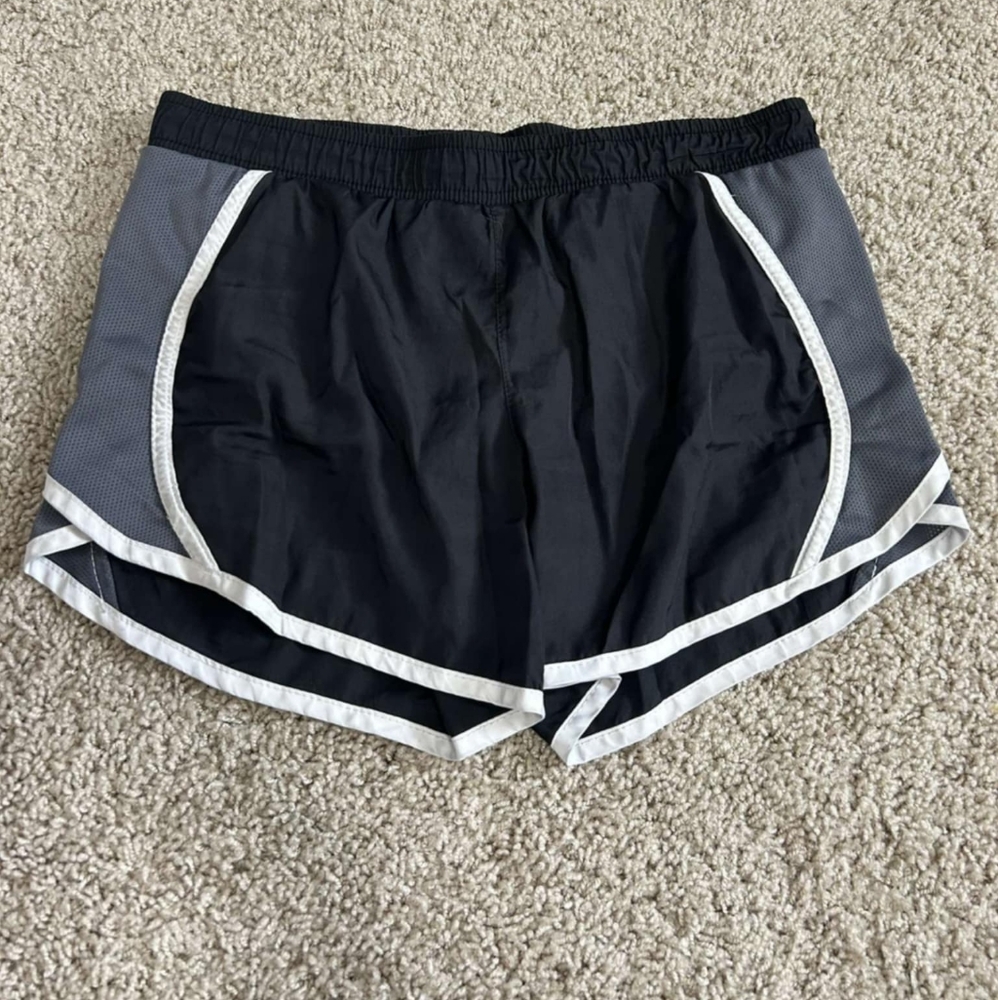 Old Navy girls Black and Gray Athletic Shorts